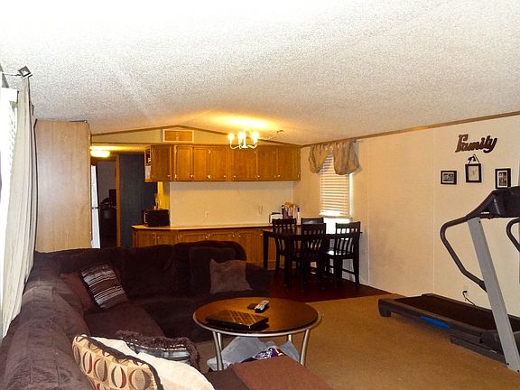 Open Floor Plan: Living Room