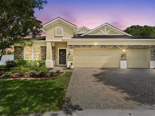 471 Breeders Cup Ct, Deland, FL 32724