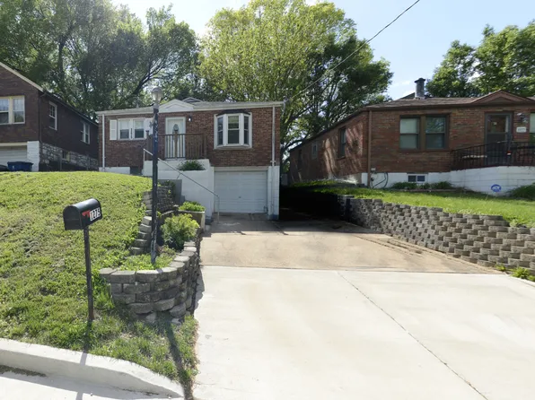 1275 N Florissant Rd, Saint Louis, MO 63135