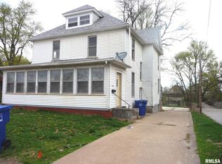 1225 12th Ave, Moline, IL 61265