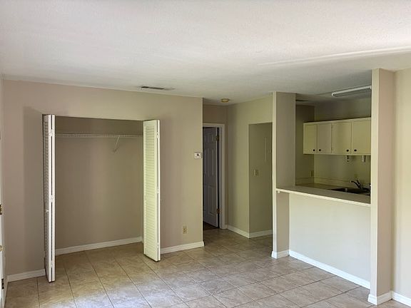 Kitchen & Living room