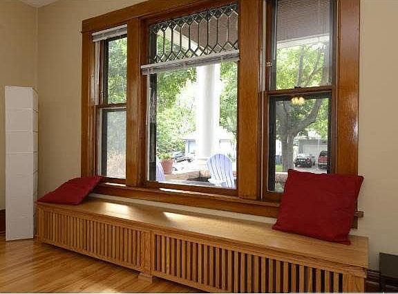 5th image of 716 5th Avenue SE
