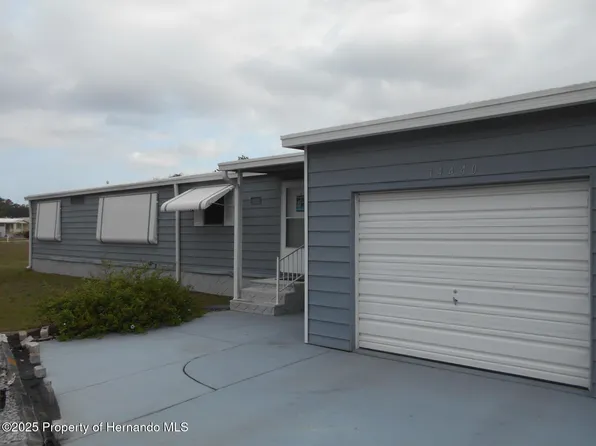 14440 Rialto Ave, Brooksville, FL 34613