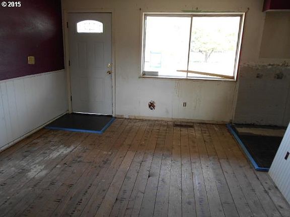5th image of 4068 Hermosa Way