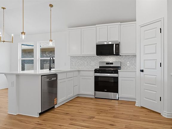 7th image of this home