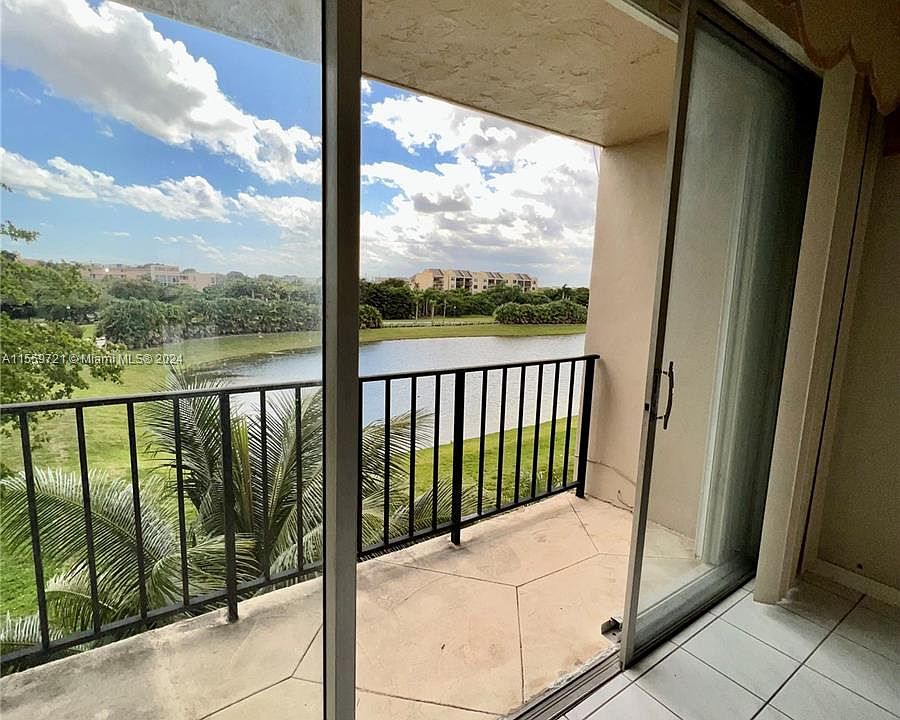 1st image of 870 NW 87th Ave APT 401