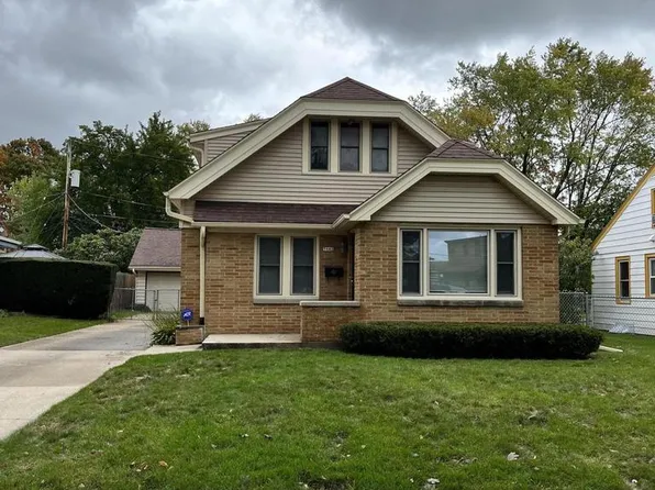 5642 North 74th STREET, Milwaukee, WI 53218