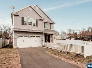 1 Sustack Pl, Mahwah, NJ 07430