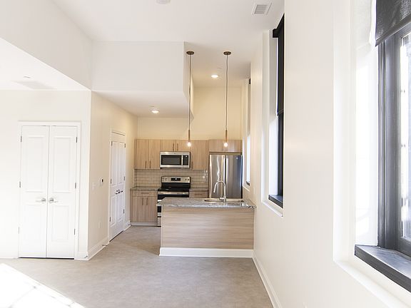 4th image of 140 Hodge Ave #Bb03