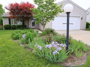 3305 Timberline Dr, Champaign, IL