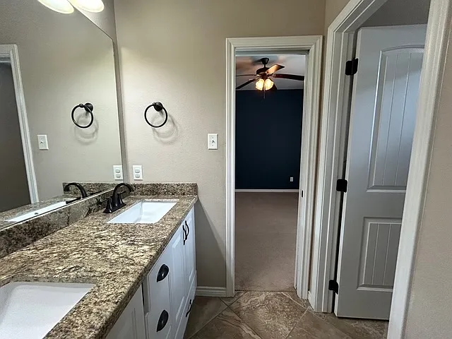 15623 Shady Brook Ln — Photo 21