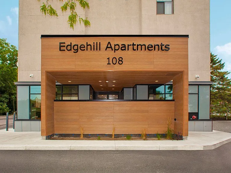 108 Edgehill Dr — Photo 14