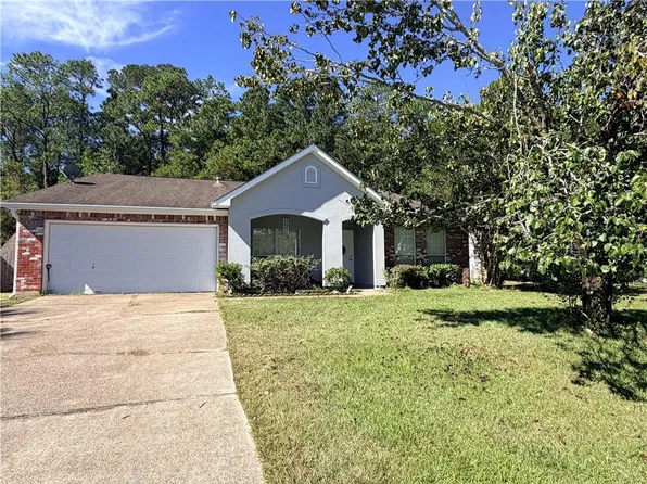 2131 Summertree Dr, Slidell, LA 70460