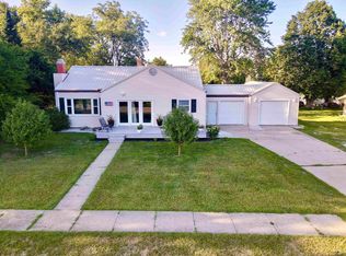 603 W 3rd St, Aurelia, IA 51005