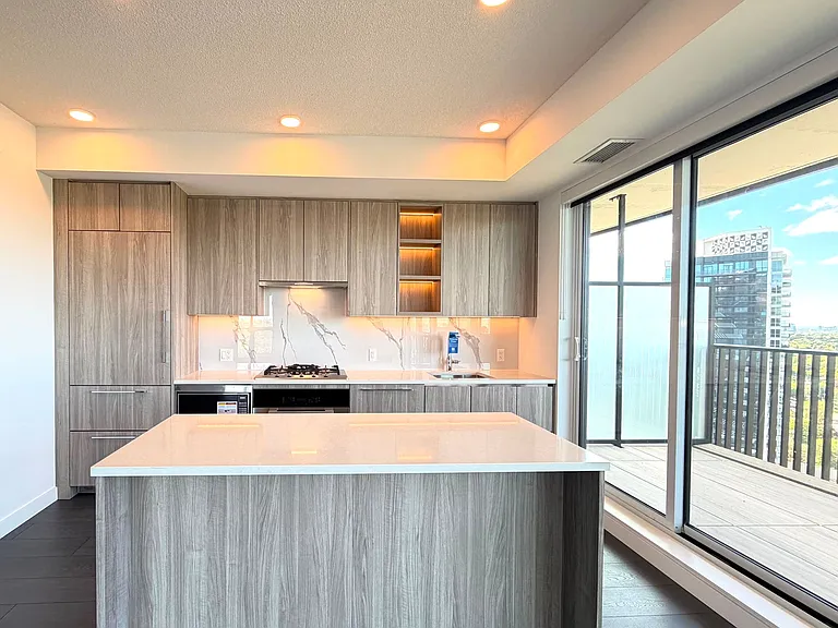 18 Esther Shiner Blvd #3002 — Photo 20