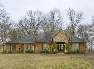 280 Woodsedge Dr, Eads, TN 38028