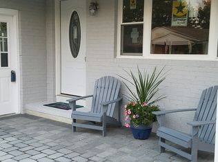 30 Chesterfield Ln, Toms River, NJ 08757