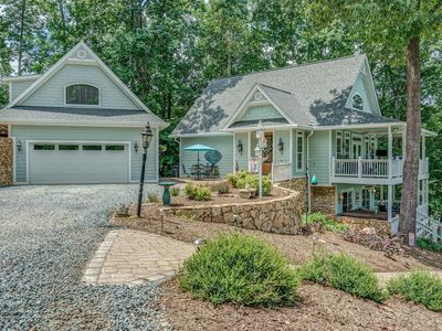 150 Woodland Cove Dr, Moneta, VA, 24121