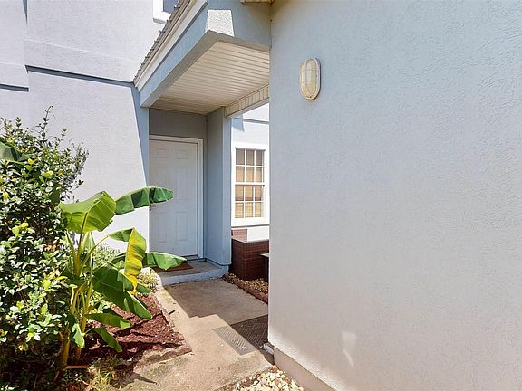 4th image of 2737 Bay Club Dr