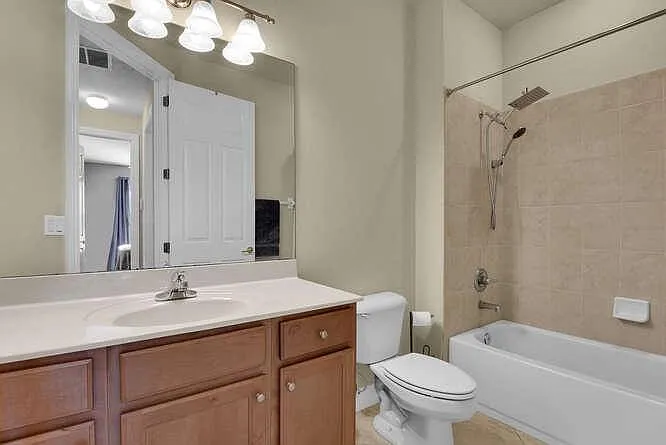 11326 Red Bluff Ln — Photo 18