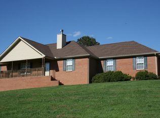 2150 Sinking Creek Rd, Greenback, TN 37742
