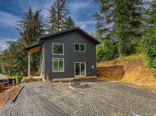 815 SE Beaver St, Toledo, OR 97391