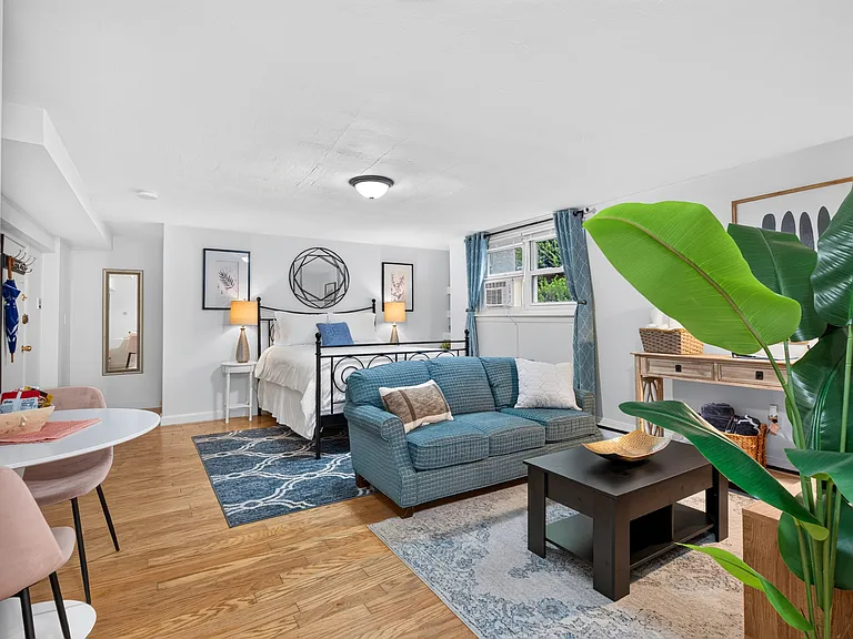 105 Chestnut St #2B — Photo 4