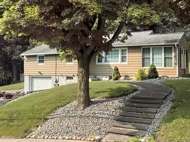 63 Higby Rd — Photo 2