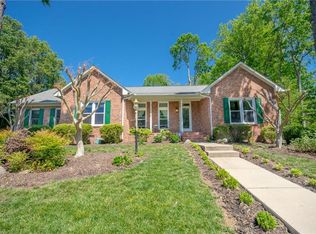 2473 Churchill Dr, Burlington, NC 27215