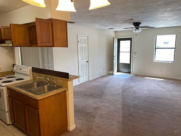 3rd image of 3891 Osprey Cir #D