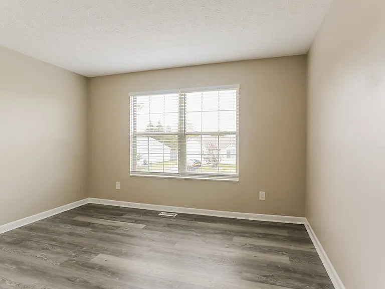 8711 Firstgate Dr — Photo 13