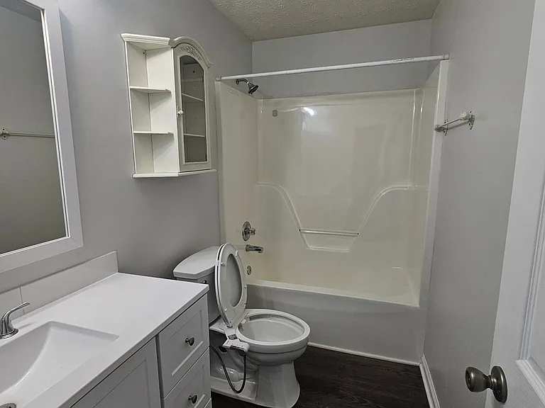2590 Kentshire Way — Photo 6