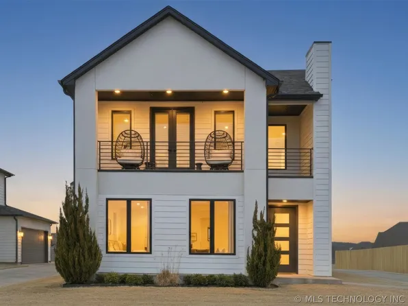 6021 E 127th St S, Bixby, OK 74008