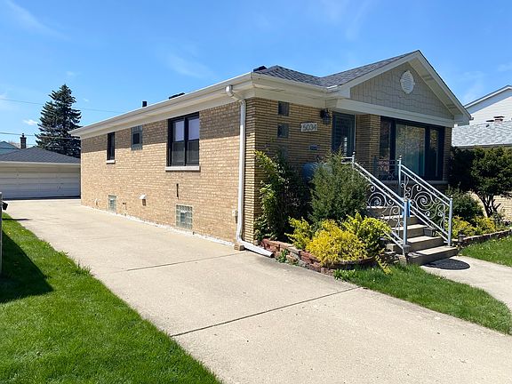 3rd image of 5034 N Odell Ave