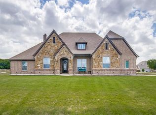 13800 James Ranch Ct, Justin, TX 76247