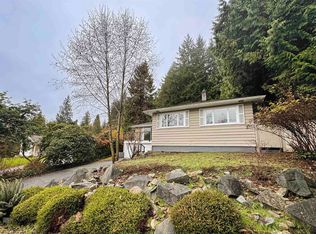 111 Bonnymuir Dr, West Vancouver, BC