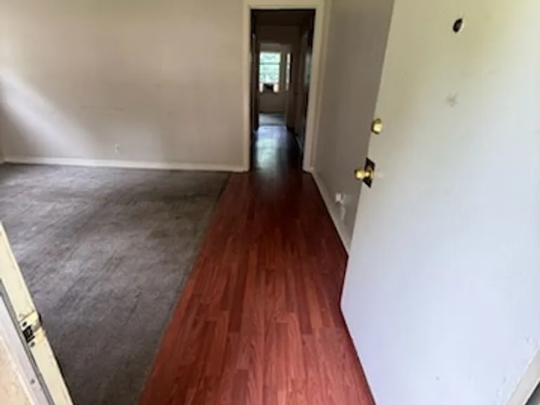 4116 Southern Ave — Photo 2