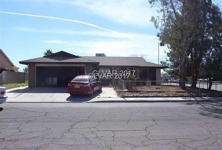 1st image of 3657 E Colton Ave