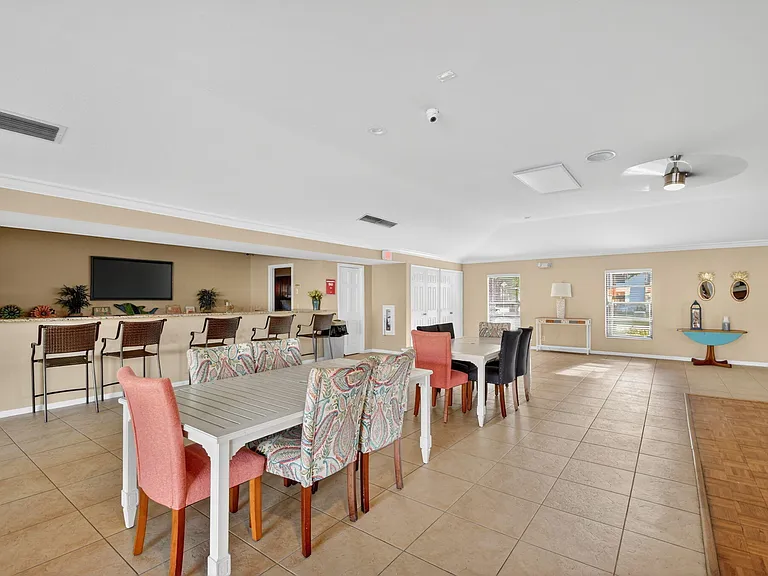 9810 Pineapple Tree Dr #103 — Photo 53