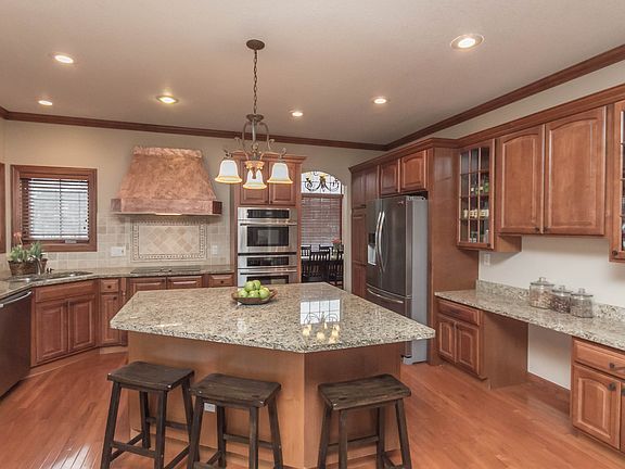 4th image of 6601 Romford Ct