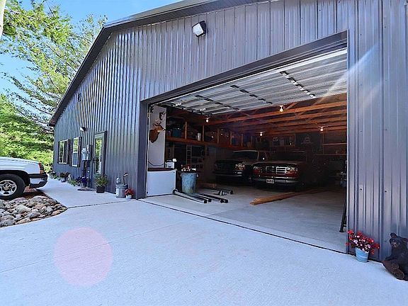 2nd image of 4870 E Malaski Rd