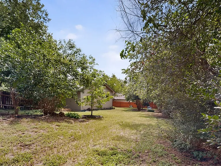 3403 Burliegh Cv — Photo 21