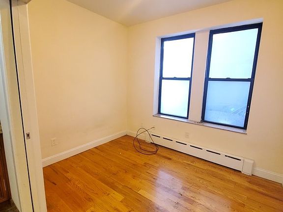 5th image of 25-95 37th St #A2