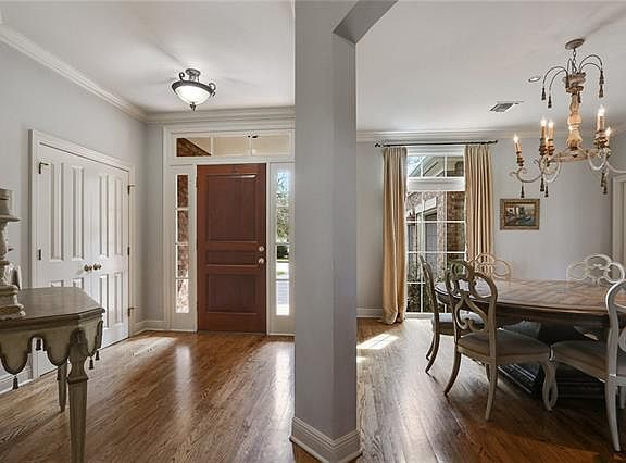 4th image of 104 Harbour Town Ct