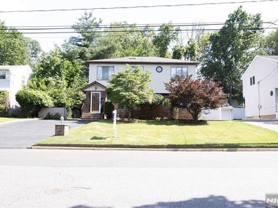 132 Jefferson Ave, Emerson, NJ, 07630