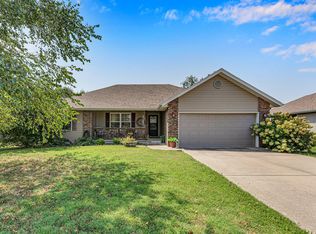 512 Rice St, Clever, MO 65631