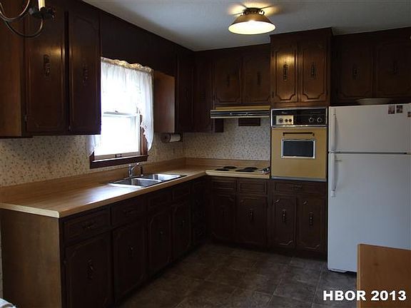 2nd image of 1213 Truman Dr