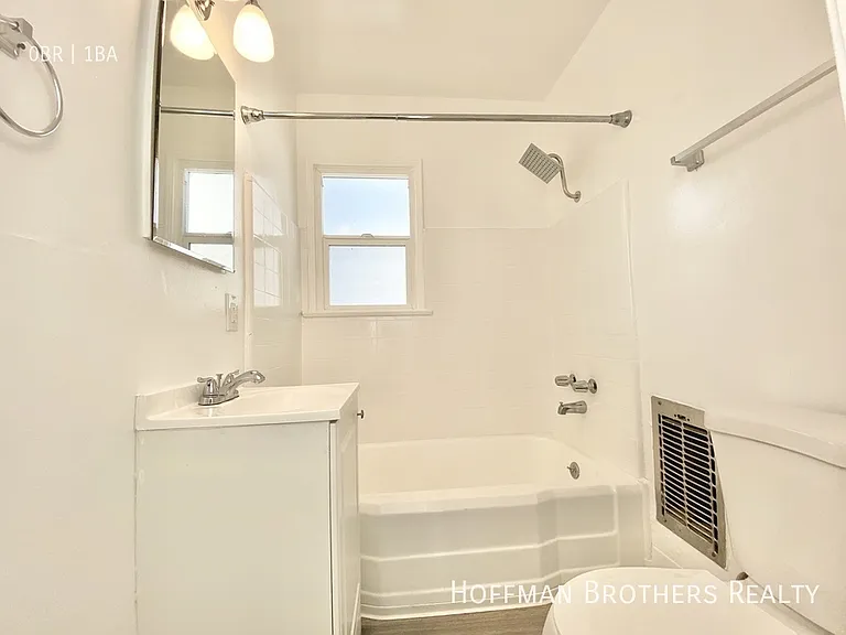 1519 Laurel Canyon Blvd #1 — Photo 6
