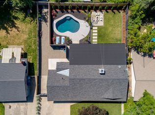 3550 Riverview Dr, Redding, CA 96001