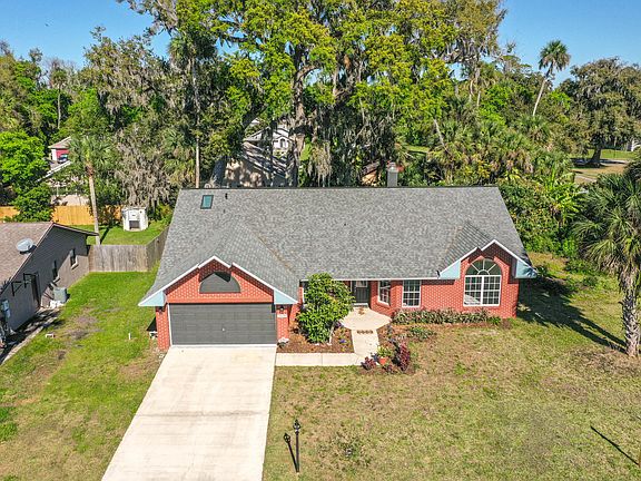 2nd image of 3449 Country Manor Dr
